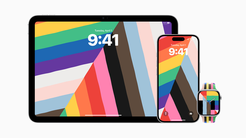 iPad、iPhone 16 Pro 和 Apple Watch 上显示着 “彩虹和谐” 墙纸。