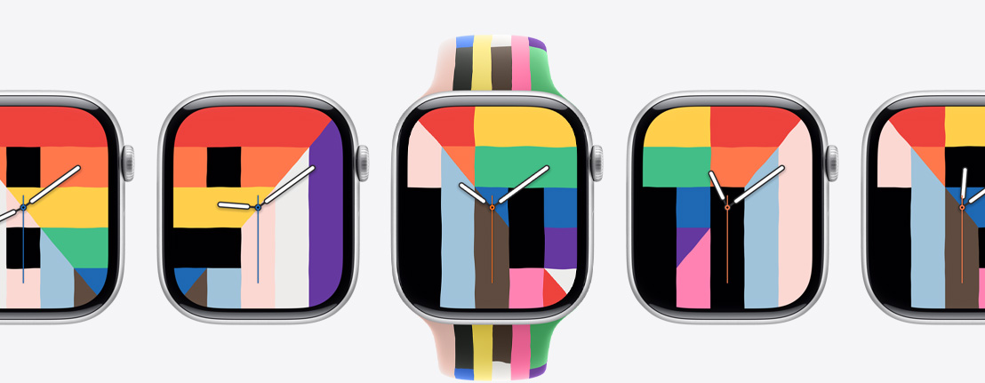 Apple Watch 表盘居中，展示彩虹和谐表盘，彩虹般的缤纷条纹长短不一，拼成数字表示钟点。与表壳相连的是彩虹版运动型表带，同样由彩虹般的缤纷条纹拼成，拼接处微微呈现不规则的边缘。